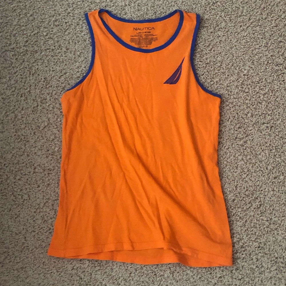 Nautica tank